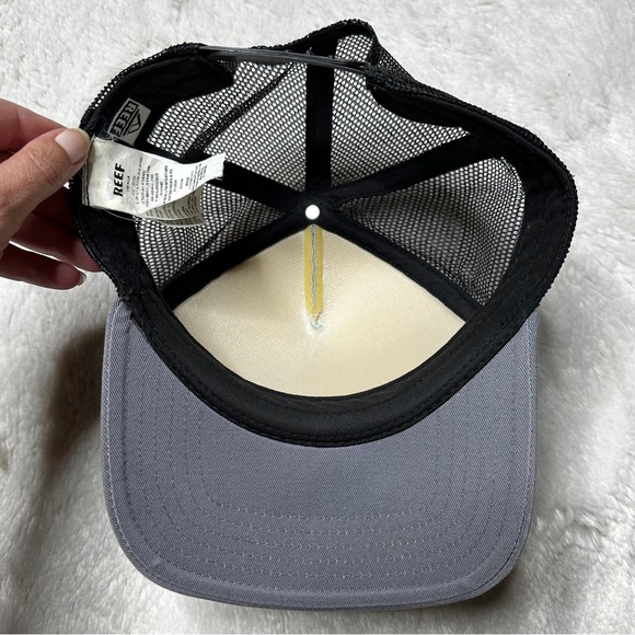 Reef Twill Foam Front Striped Snapback Mesh Trucker Cap Mission Blue Adult OS - Picture 7 of 10